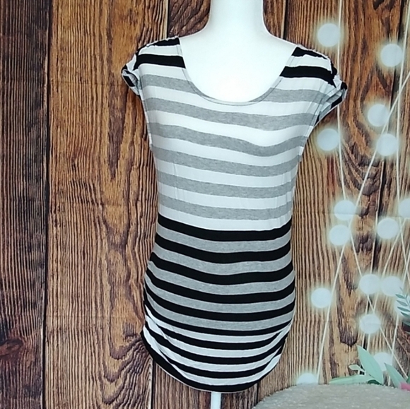 BLACK, White & Grey Striped Tank Red Haute Size Large - Picture 7 of 7
